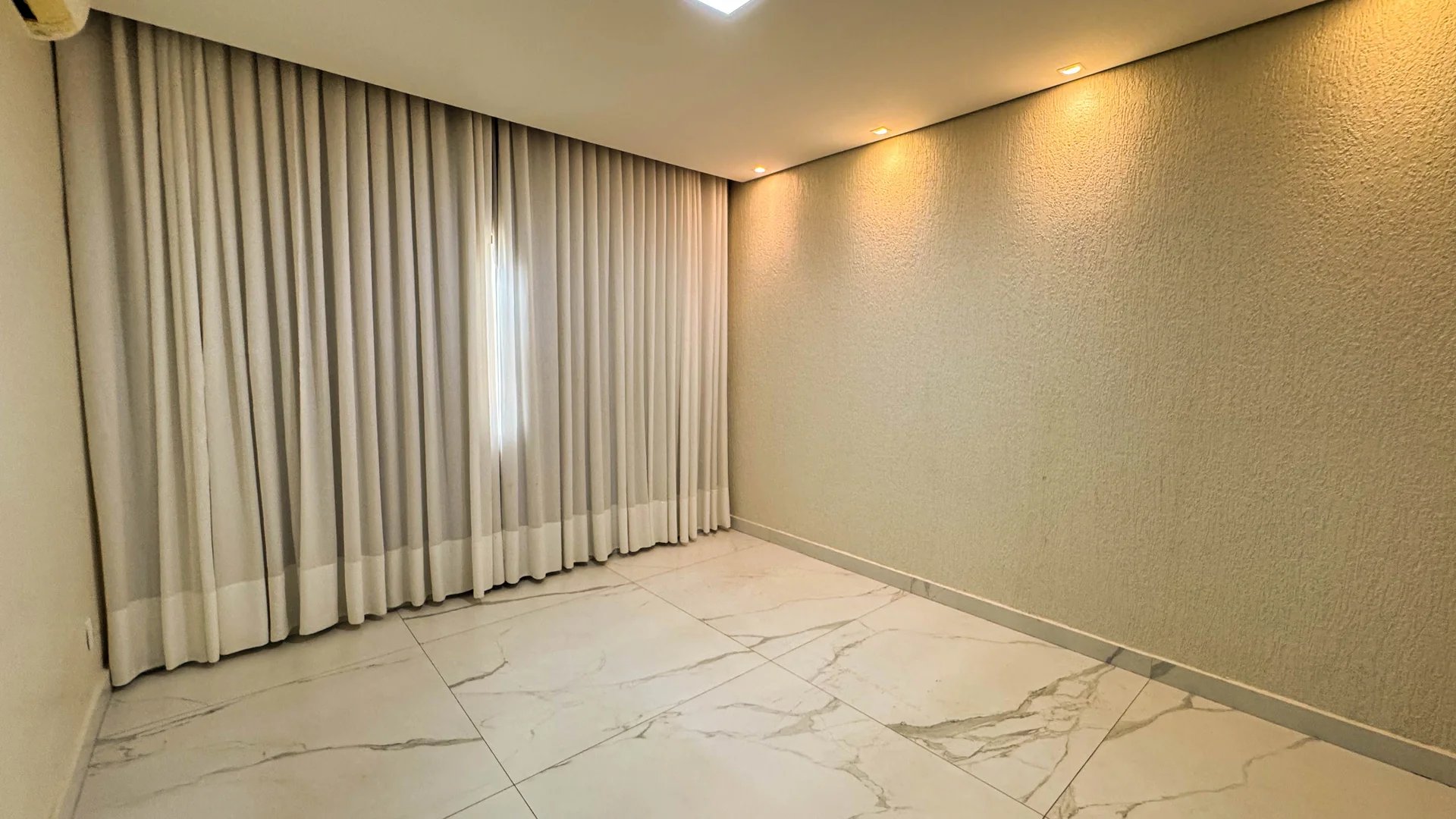 Foto 7 de CASA  NA 507 SUL EM LOTE UNICO DE 450M²